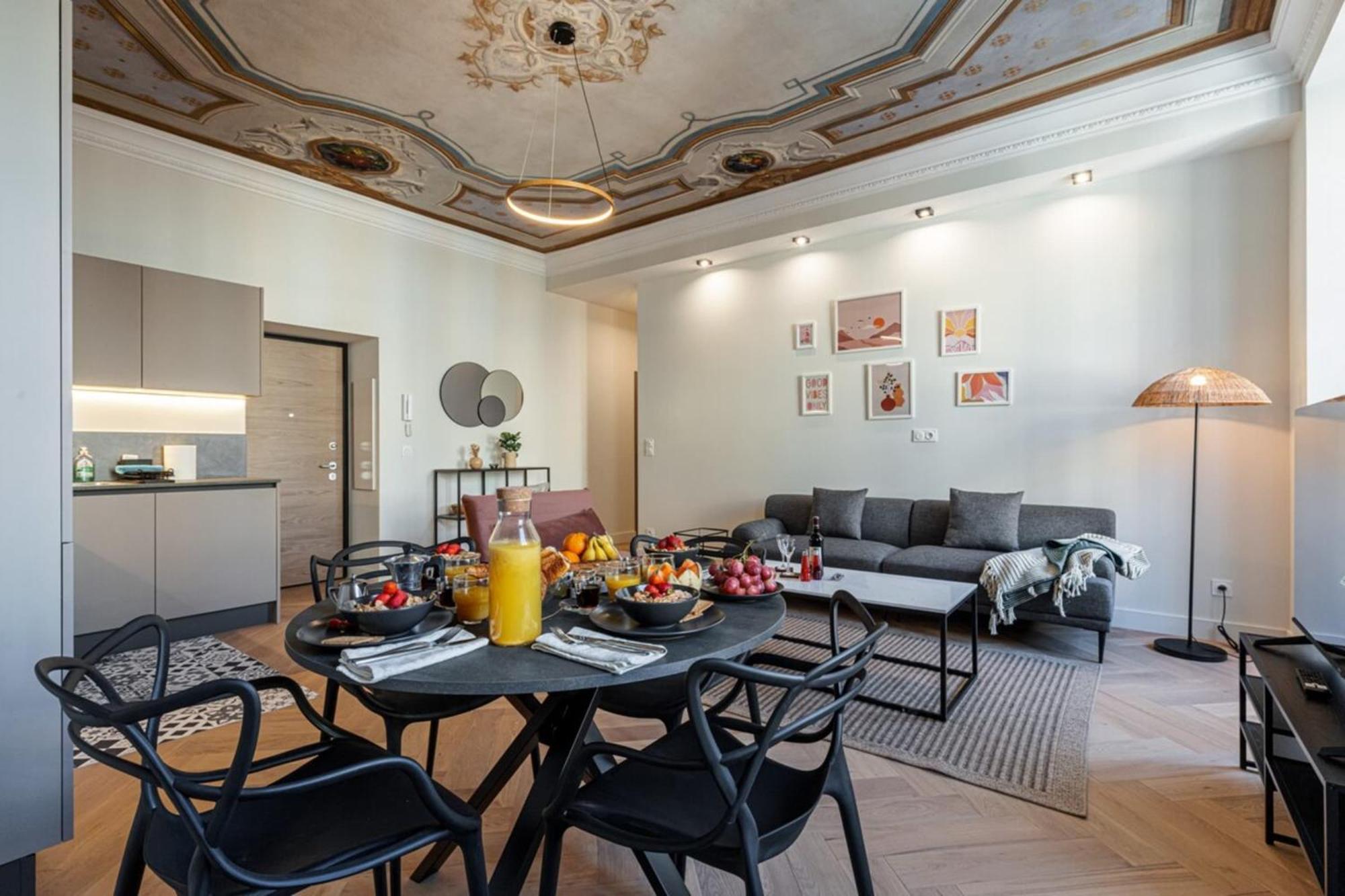 Philibert - Traditional Apart With Historical Fresco Nice Ngoại thất bức ảnh